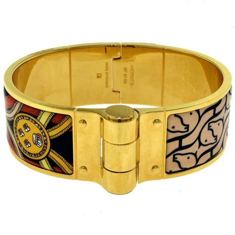 bracelet hermes cavalcadour|HERMES Enamel Printed Extra Wide Cavalcadour Bracelet 62 .